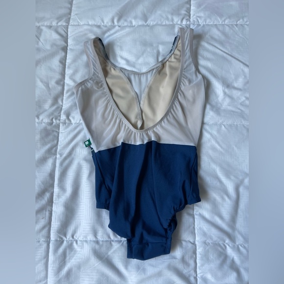 Lucky Leo Small high leg like new - Picture 2 of 4